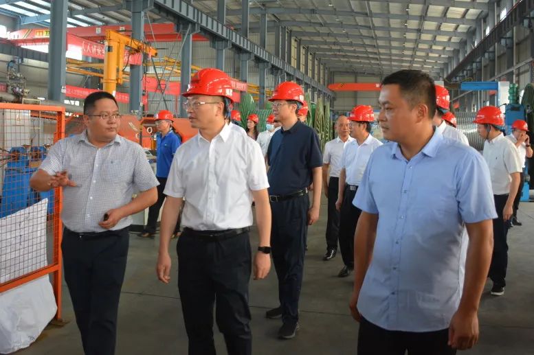 南昌市委常委、副市長趙捷蒞臨越光電纜調研中小企業數字化轉型試點工作